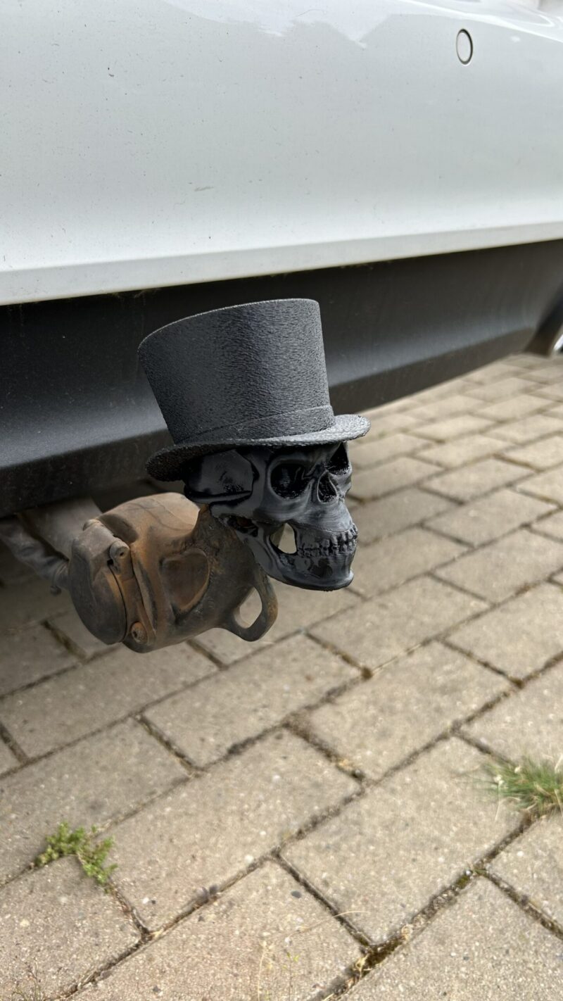 Anhängerkupplungsabdeckung Totenkopf 50mm Gentleman Skull aus TPU